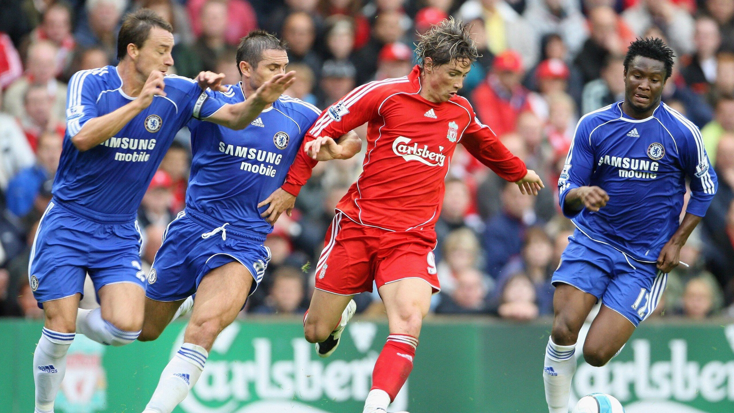 “马科斯·梅特罗：阿根廷美洲狮队的后防核心，突破性表现持续发力”